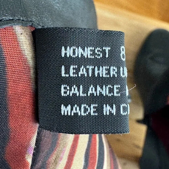 Abeo Honest Black Tooled Embossed Floral Leather Inner Zip Heeled Boot Size 8 N - Picture 12 of 15